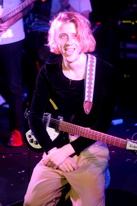 Christopher Owens, GIRLS, pic by Mikala Taylor/backstagerider.com