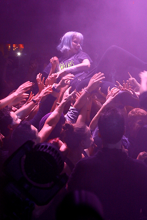 Crystal Castles, pic by Mikala Taylor/backstagerider.com