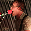 Post thumbnail of Photo gallery/review: METZ destroy – fiercely and epically