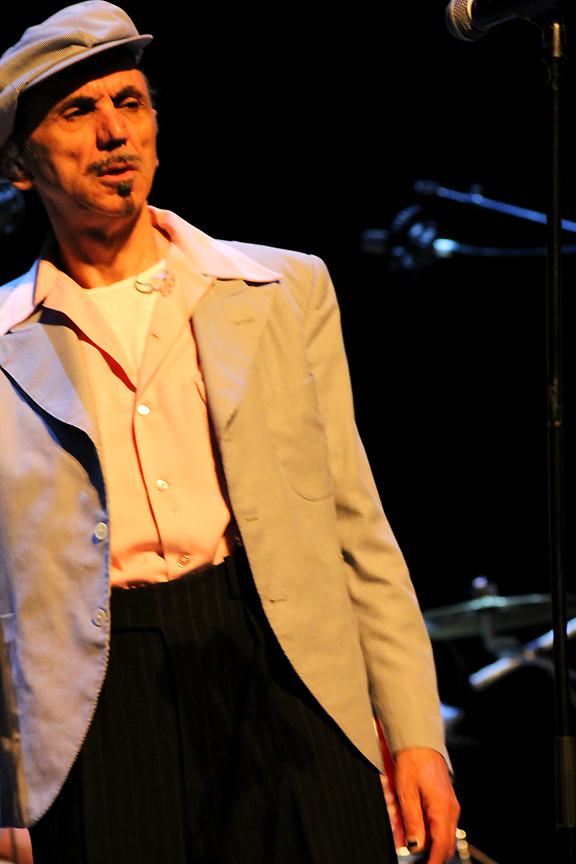 Dexys, pic by Mikala Taylor/backstagerider.com